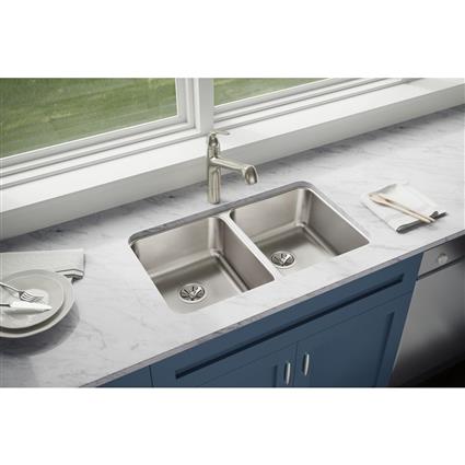 SS 30.7 x 18.5 x 7.8 Dbl Under MT Sink
