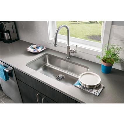 1 Hole Faucet with Pull-down Spray LS
