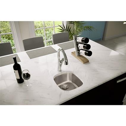 1 Hole Bar Faucet w/ Pull-down Spray CR