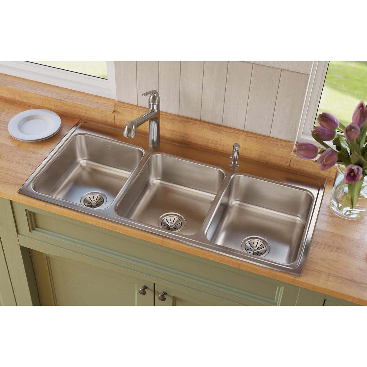 Elkay Lustertone Stainless Steel 46 x 22 x 7.6 Triple Bowl Dropin Sink